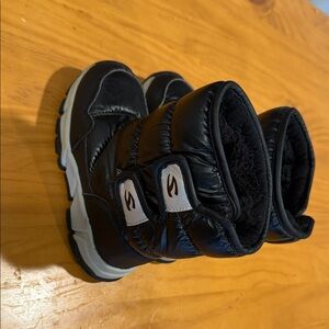 Kids Black Winter Boots